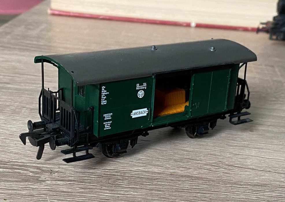 Vagon de bagaje feroviar local al DRG Fleischmann N 8055 ecartament H0