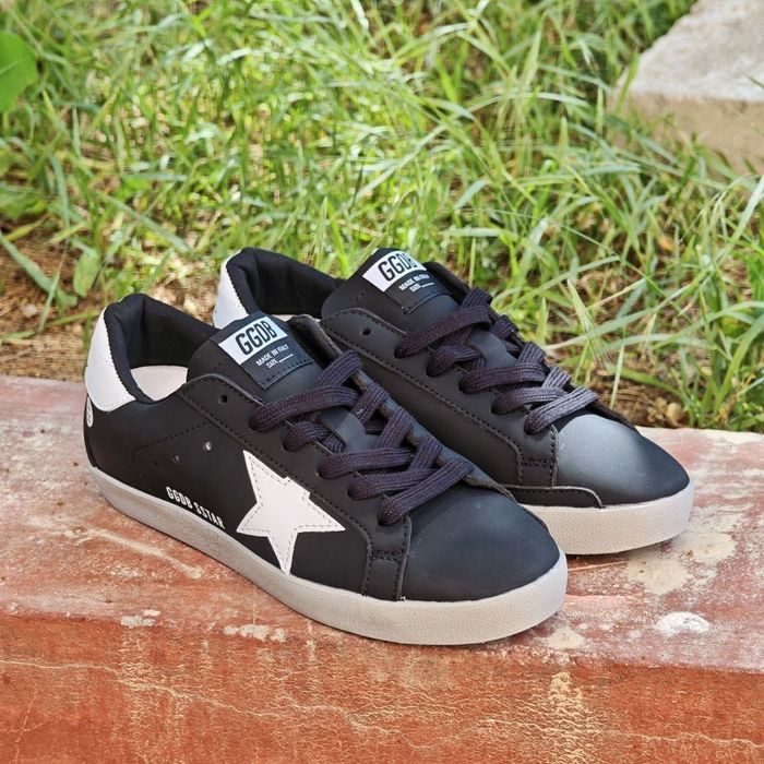 Golden goose           .