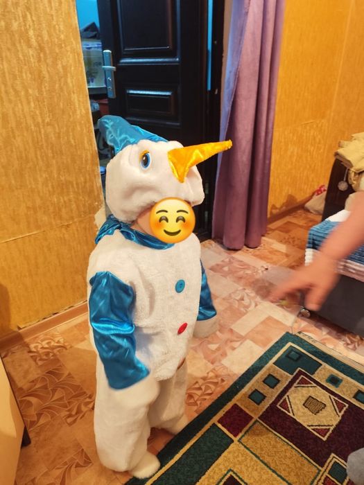 Продам новогодние костюмы