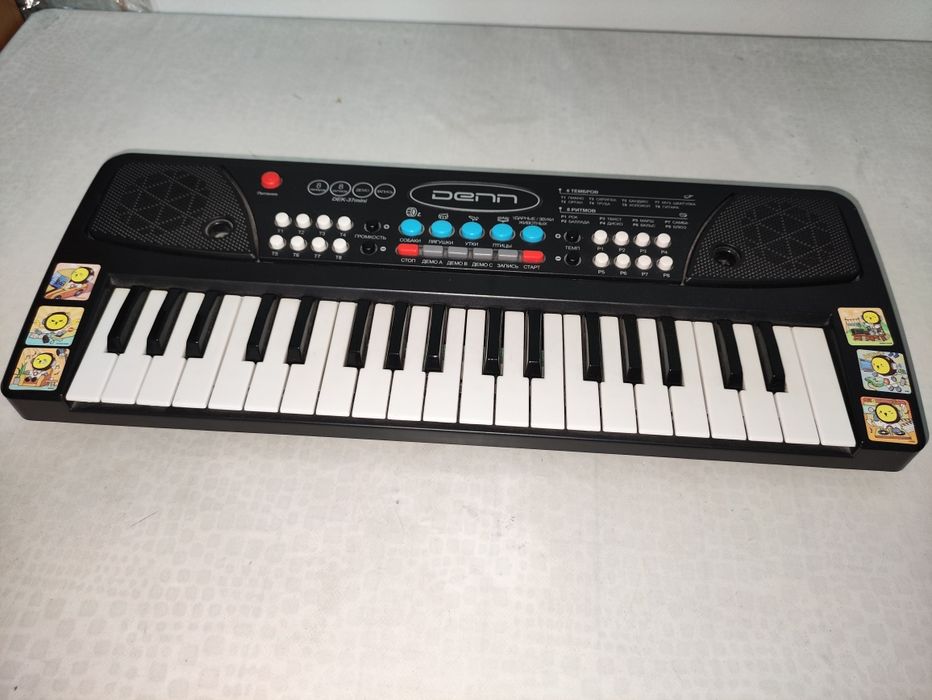 Denn Dek 37 mini синтезатор детский