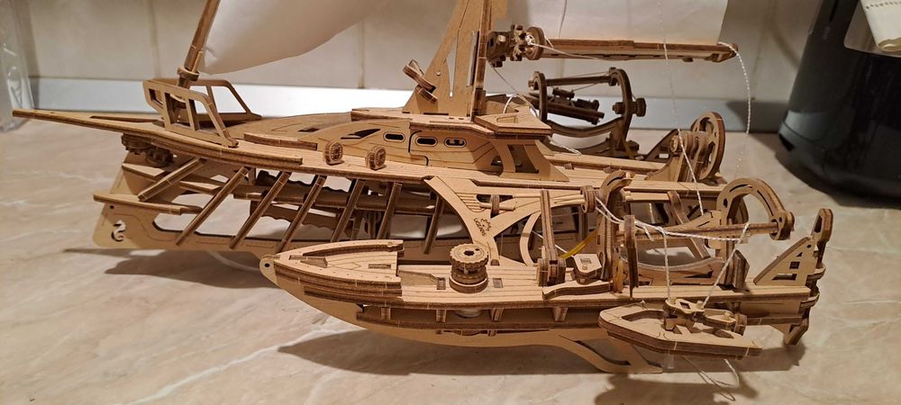 Macheta barca/vapor 3D mecanic din lemn