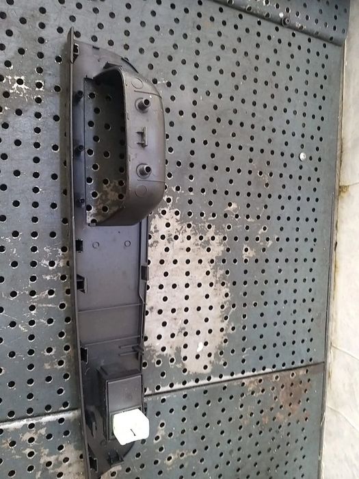 Buton geam electric dreapta fata kia ceed 1 823611h000