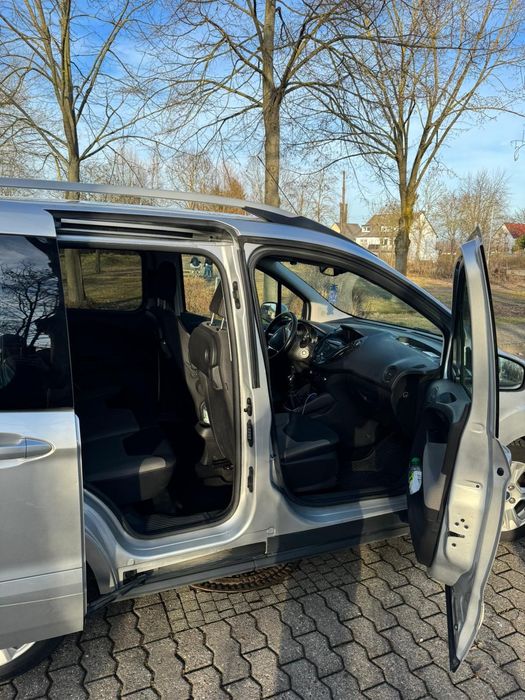 Ford Tourneo Courier