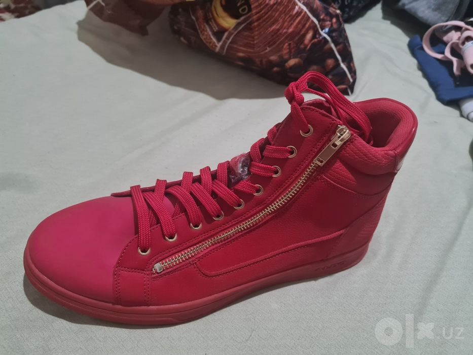 Продам кроссовки ALDO ORIGINAL