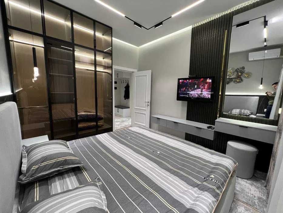 Сдаётся квартира 2 ком на Яшнабадском р-н ЖК Ассалом сохил Узбум