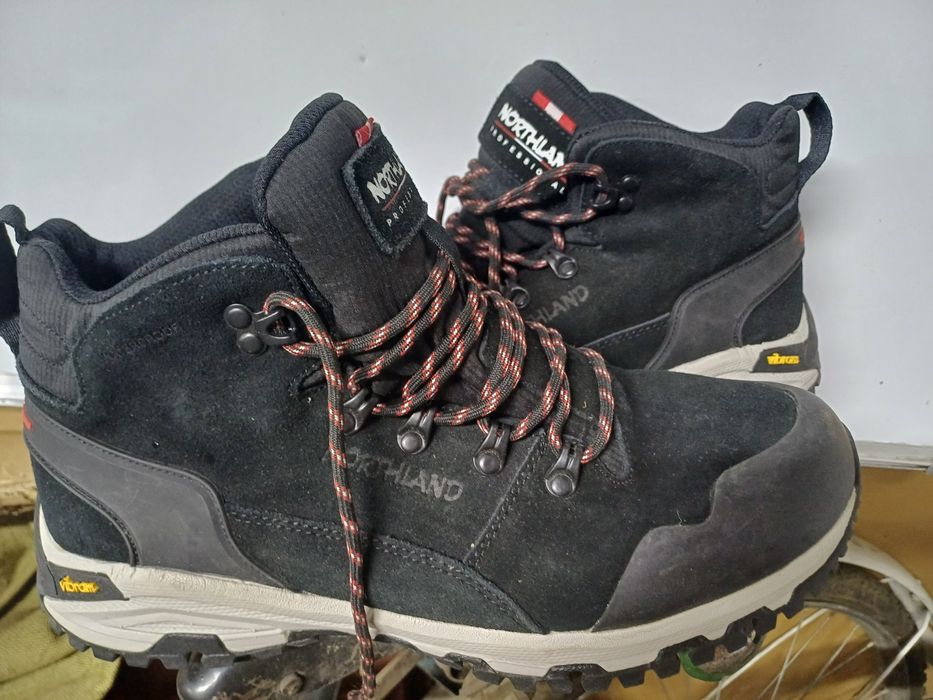 Срочно! Ботинки оригинал