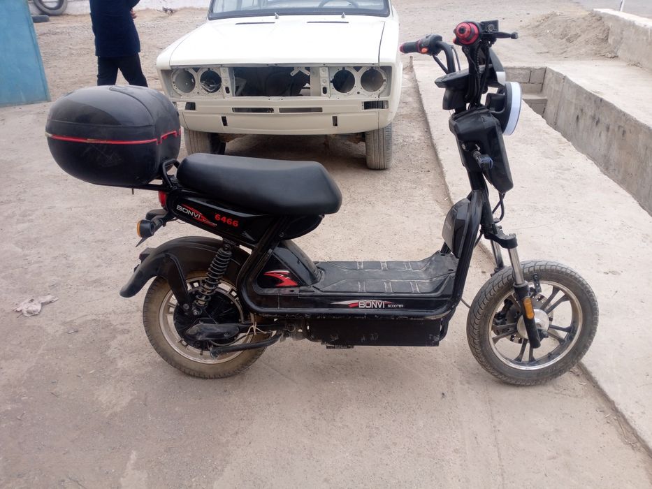 Skuter bonvi 2025