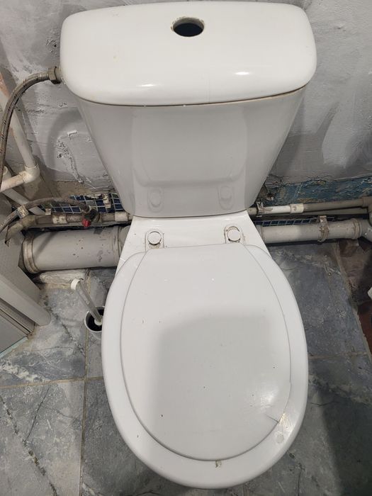 Продам унитаз б/у