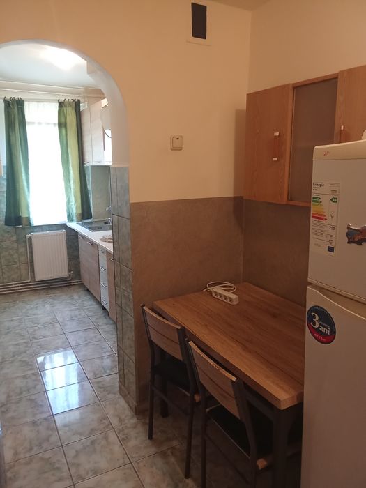 Închiriez apartament Gherla