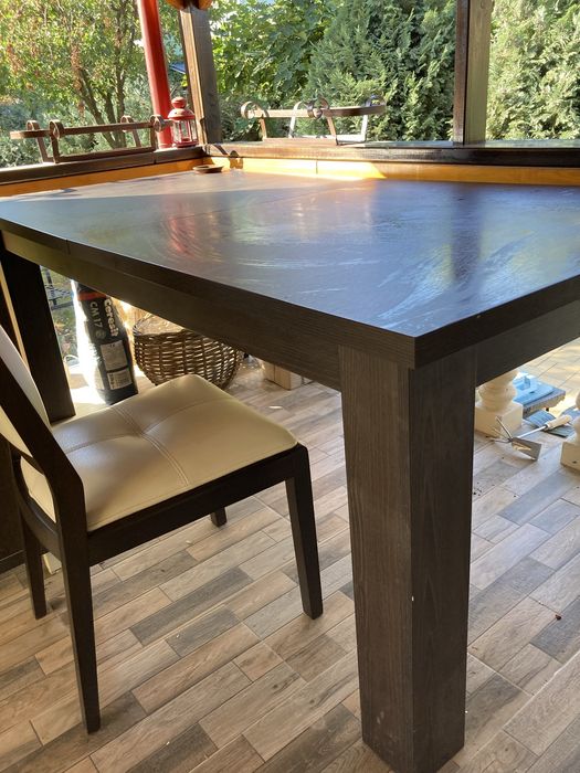 Masa de dining mare cu 8scaune