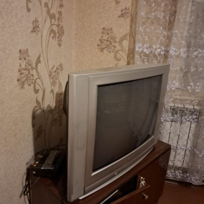 Продам телевизор