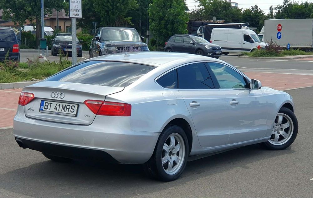 Audi A5 Accept Schimburi