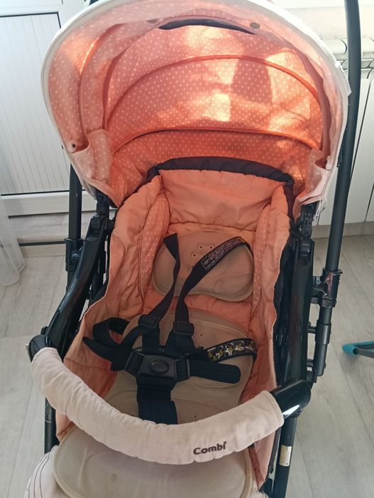 Коляска  фирма Combi