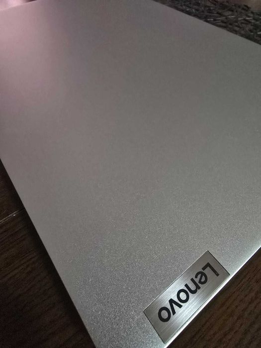 Лаптоп Lenovo IdeaPad 5 15ITL05