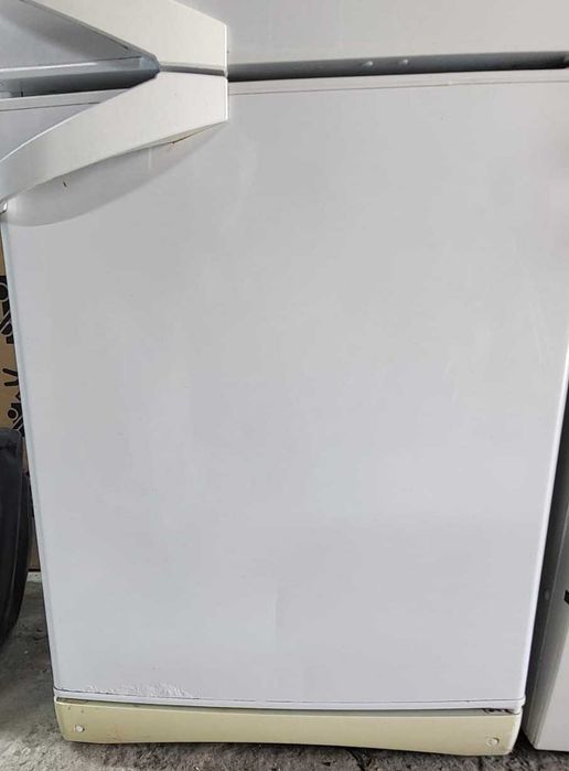 Холодильник Indesit