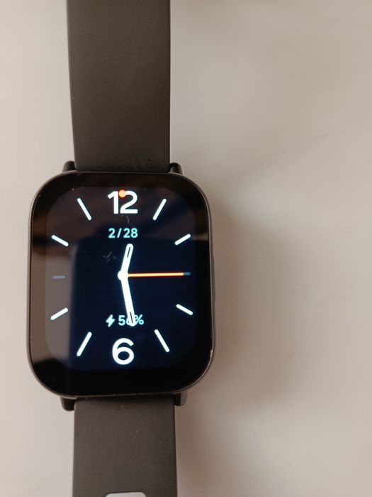 Smart watch sotiladi