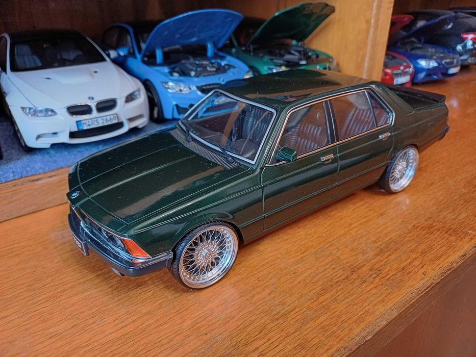 Колекционерски модел/ BMW 7-ма серия/ E23 733i/KKscale 1/18/ тъмнозелен