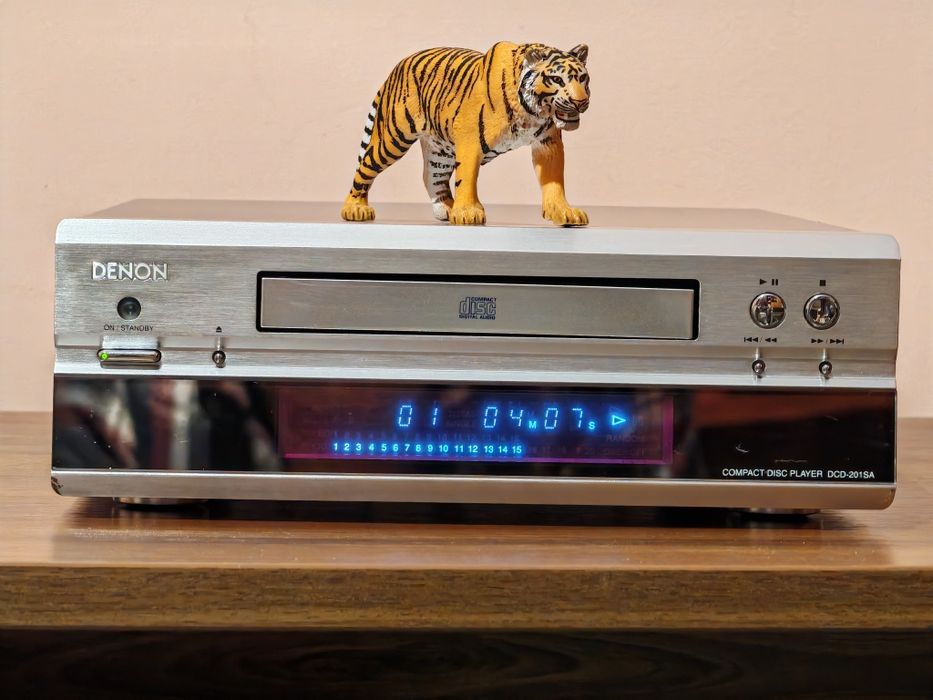 Denon DCD-201SA Presta Series. Cd player. Sunet de top. Preț fix !
