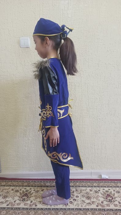 Костюм национальный