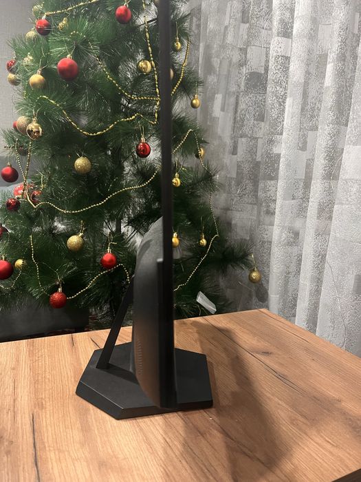 Монитор игровой.