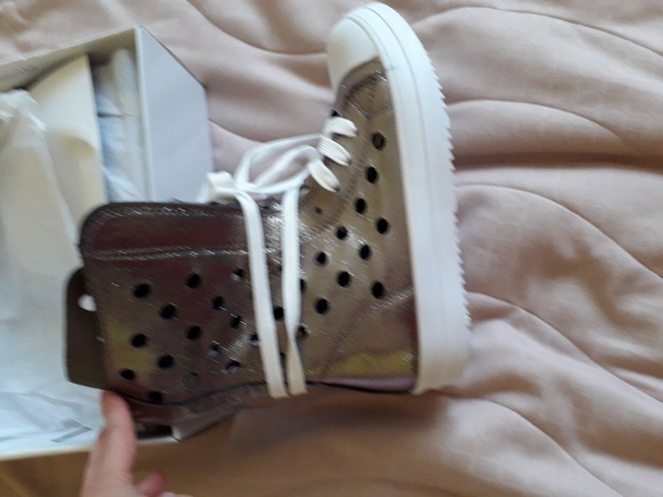 Високи Лятни кецове