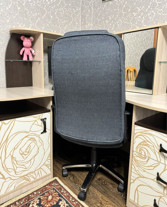 Письменный стол + кресло в подарок