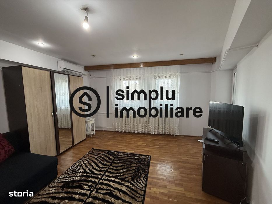 2 decomandate, Piata Centrala - 450 Euro