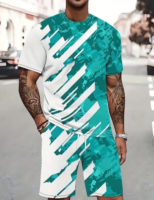 Нови модели мъжки комплекти размер "L"