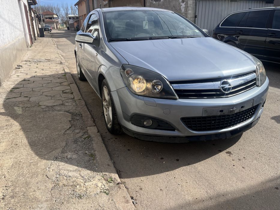 Opel Astra H 1.9 CDTI на части