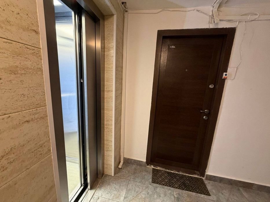 Vand Apartament 2 camere  Direct Propietar