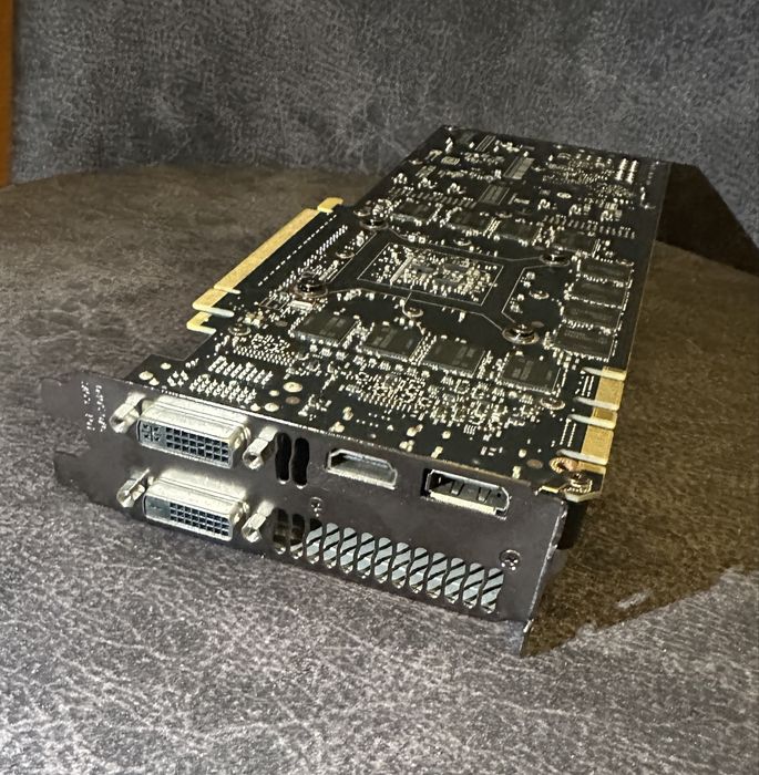 placa video grForce gtx titan