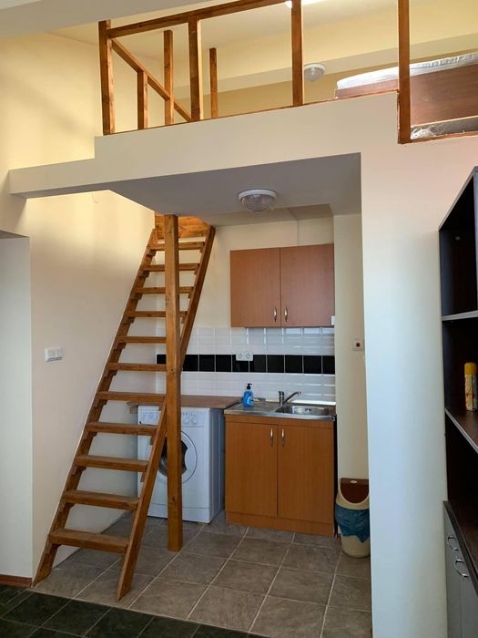 Дава се под наем Мезонет в Бургас, Център - 30 кв.м за 229.5 € - Снимка #2