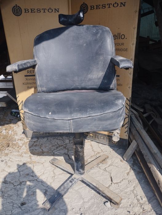 Sartaroshxona kreslosi