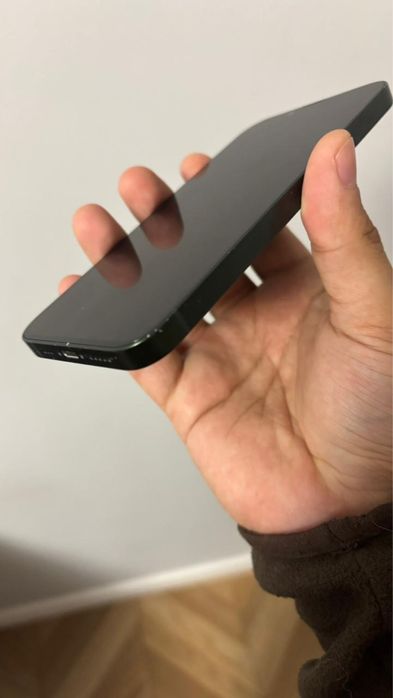IPhone 13 Green