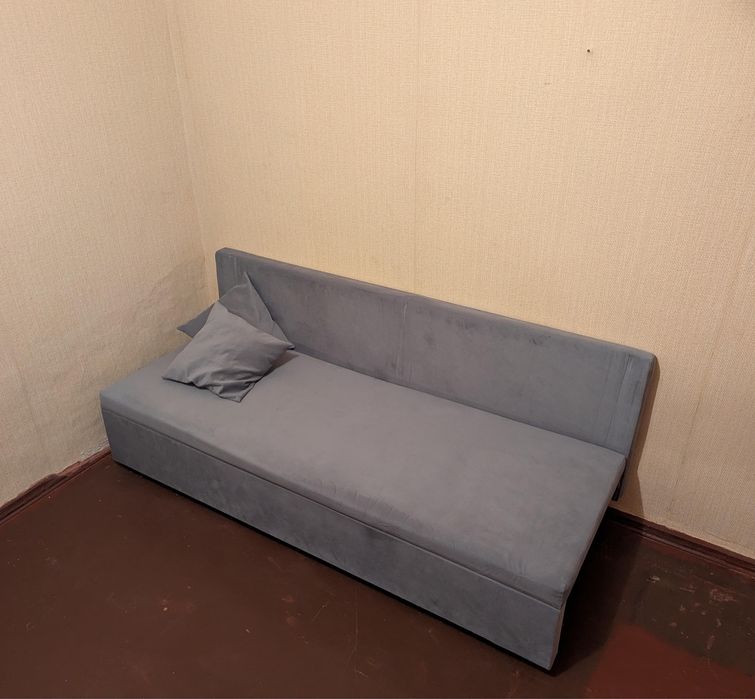 Продам Диван самовывоз