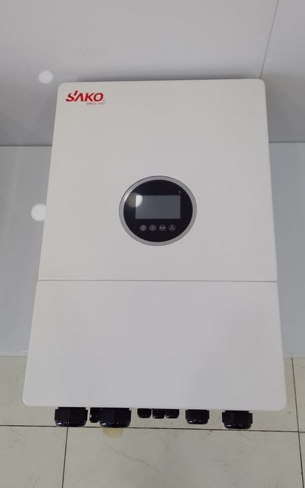 Sako 15kW KM2-L1P3-EU gibrid inverter IP66 bilan himoyalngan