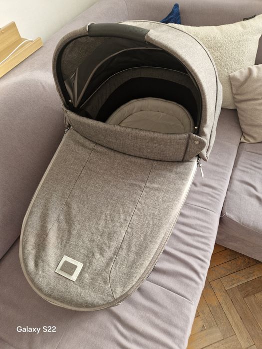Кош за новородено Cybex Priam 4 /e-PRIAM Lux Eco Manhattan Grey