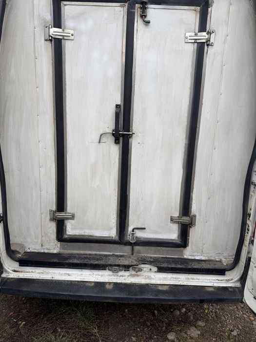 Vand Peugeot Boxer an 2003 si 2010