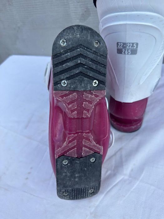 Clapari ski schi Salomon T3 RT Girly marime EUR:35 Mondo:22.5 Flex:30 last:98