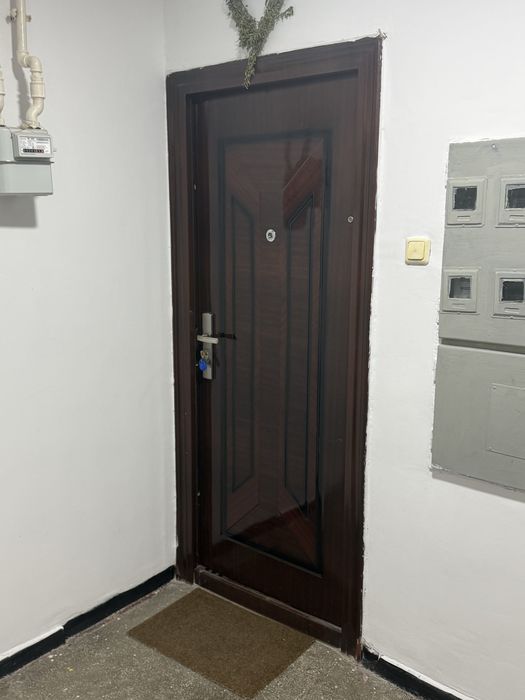 Propietar vand apartament 3 camere – Zona Crangasi.