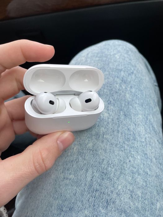 Слушалки Apple Airpods Pro (2nd Generation)