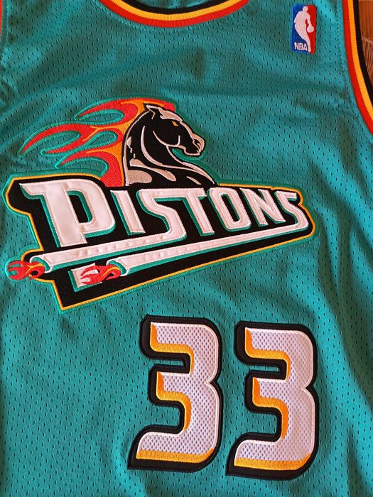 Maiou de baschet cu Grant Hill (disponibil)