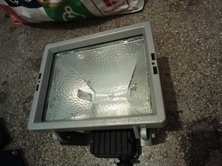 Proiector halogen 500w