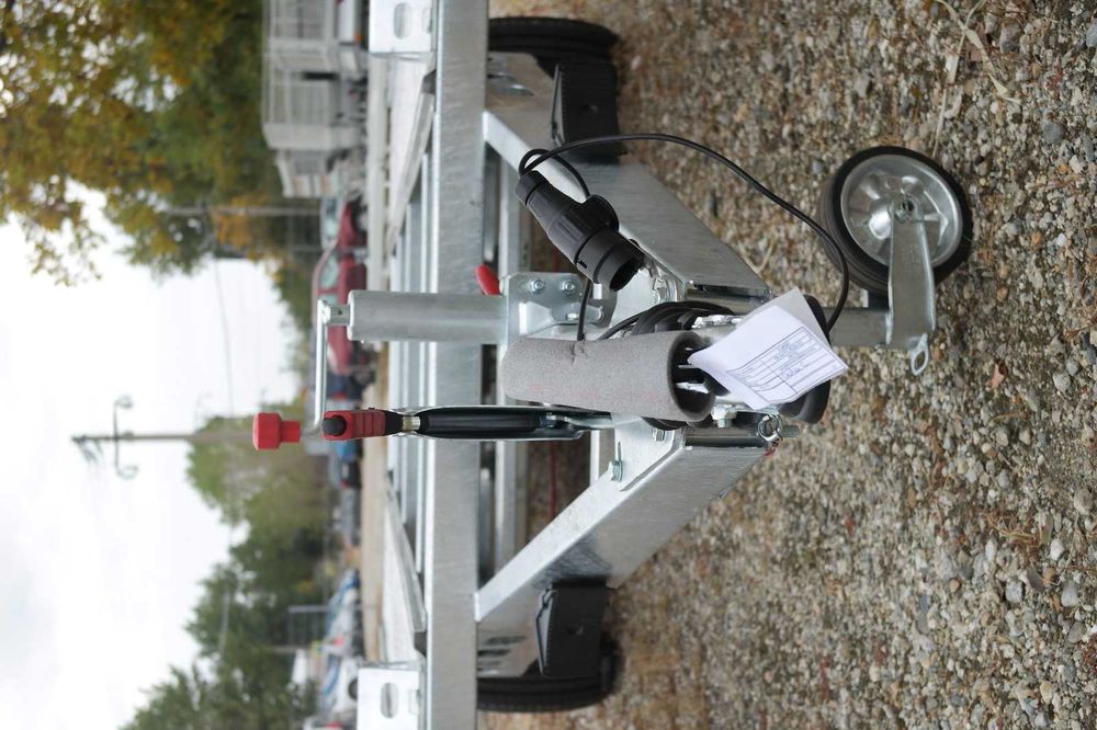 Platforma transport auto Repo, transport auto 2000-2700 kg 16990lei