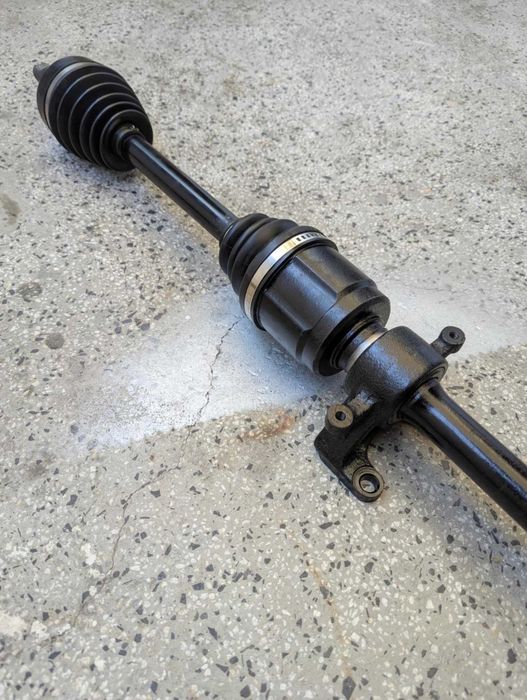 Полуоска за Хонда Акорд 8.
