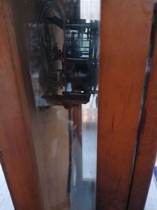 Ceas cu pendul de perete