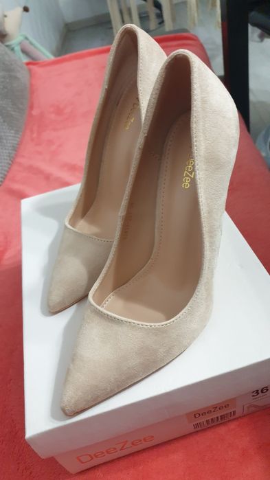 Pantofi stiletto bej 36
