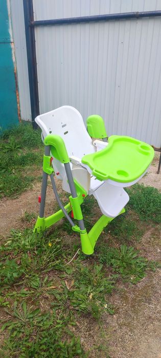 Продам стульчик для кормления