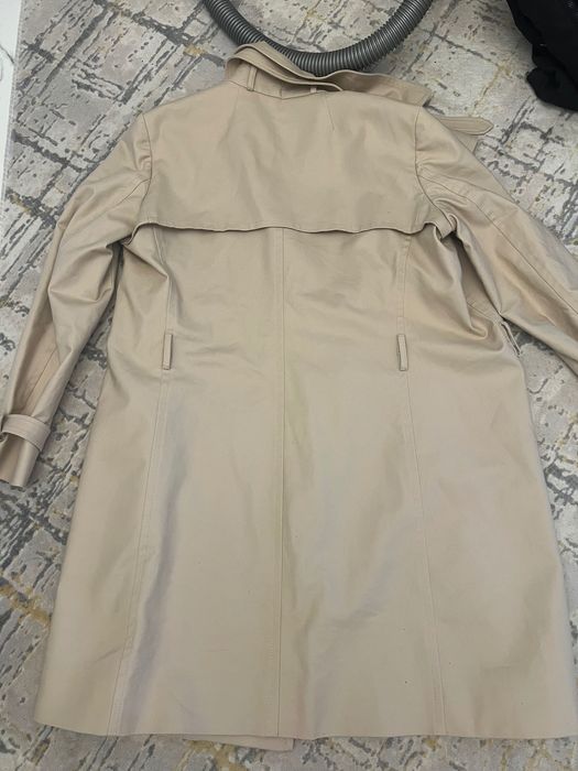 Hugo Дамски Шлифер/Тренчкот 42/44