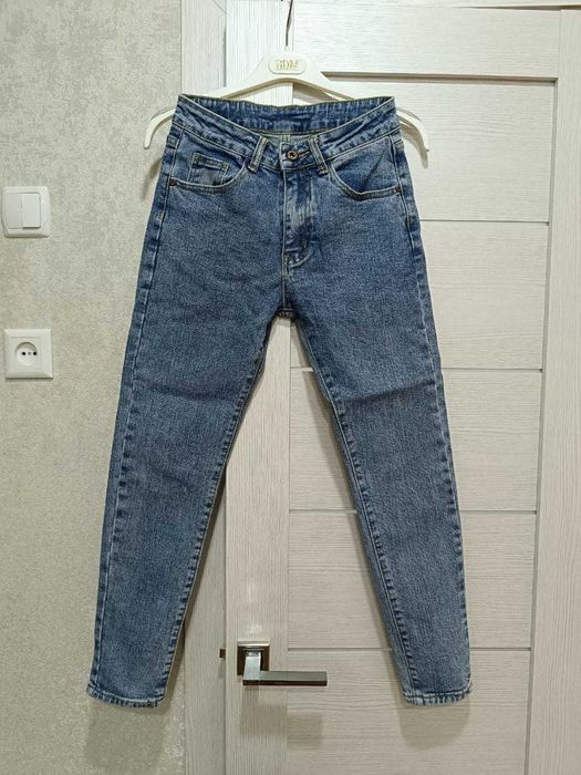 Fiesta.  Джинсы на подростка